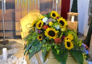Bestattungen Pfaffinger Mendig Andernach Kell Sargfloristik 13