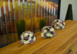 Bestattungen Pfaffinger Mendig Andernach Kell Sargfloristik 6
